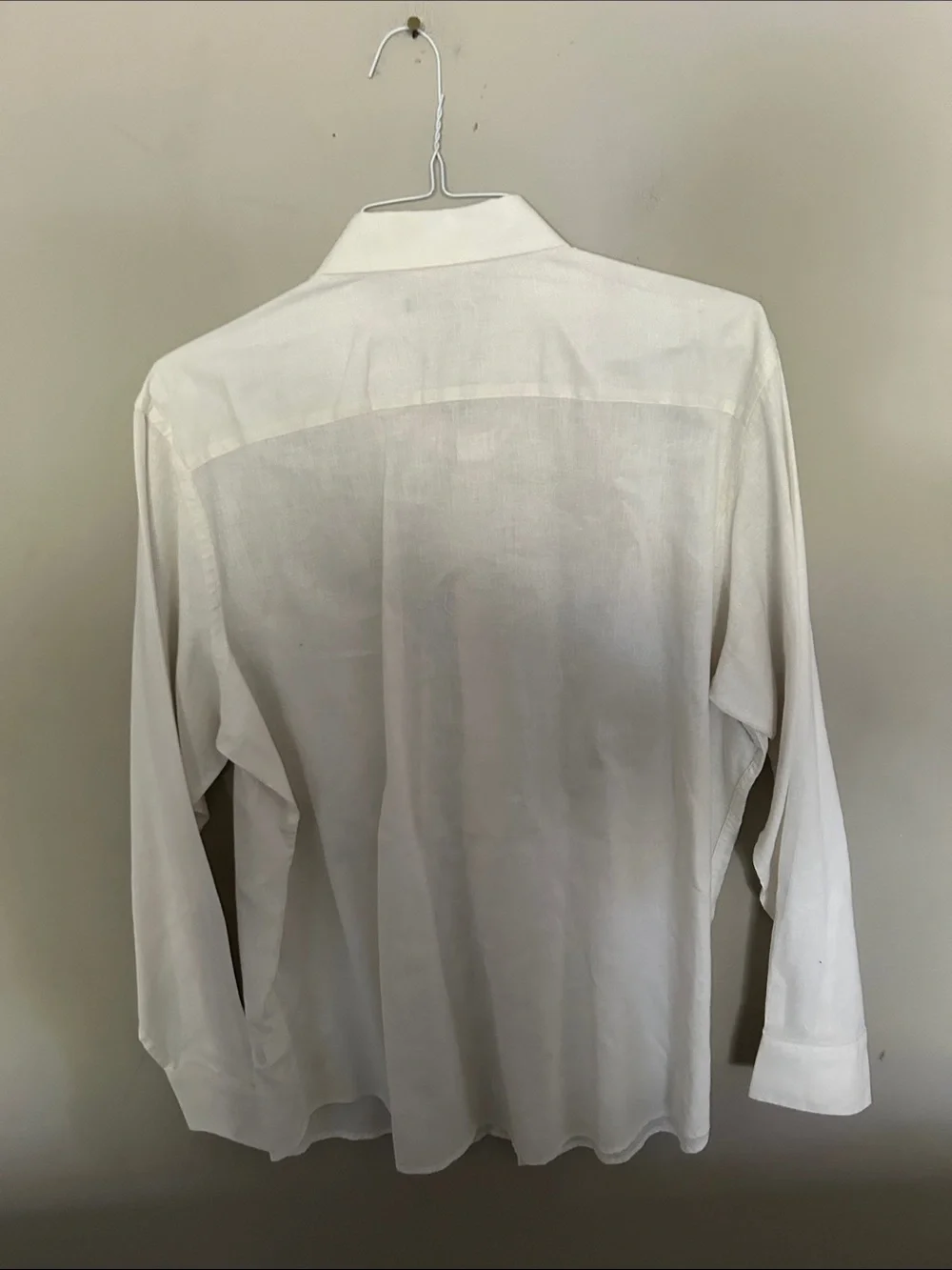 Banana Republic Men's White Long-Sleeve Button-Up Dress Shirt